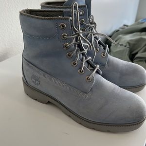 Timberland Women's Premium 6” Waterproof Boots
- Oil Resistant size 7.5